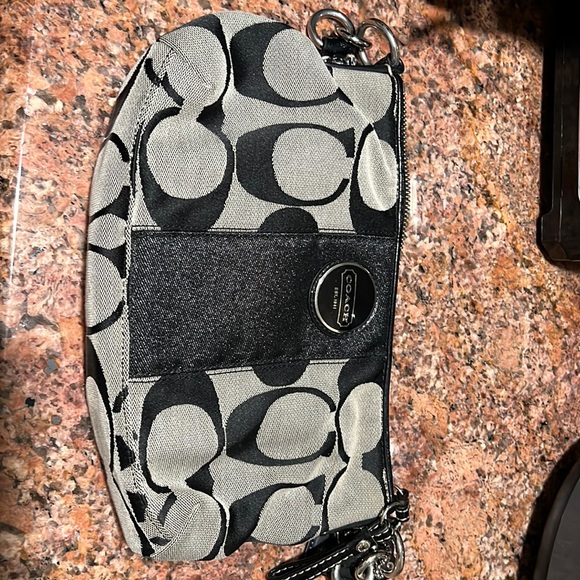 Coach - Picture 1 of 8